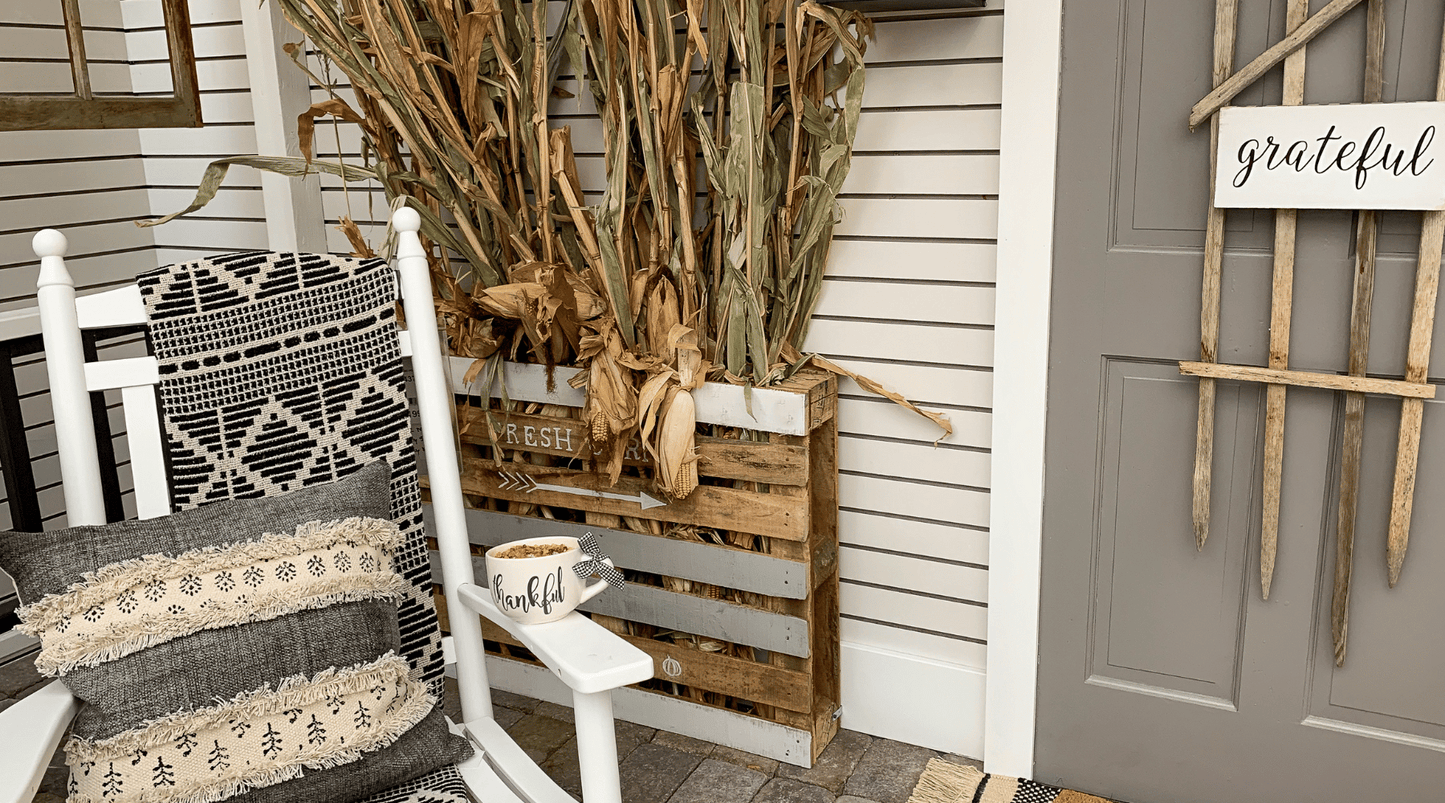 Front Porch Decor: Transform Your Home's Entrance with Style and Charm