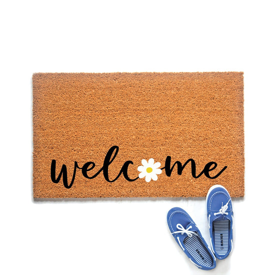 Load image into Gallery viewer, Daisy Welcome Doormat

