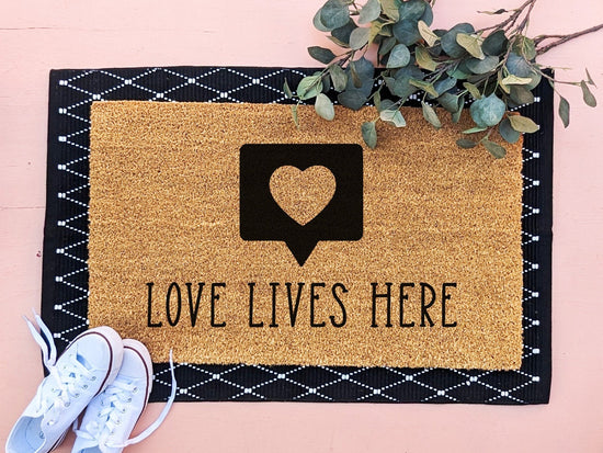 Love Lives Here Valentine's Day Doormat