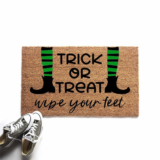 Load image into Gallery viewer, Trick or Treat Wipe Your Feet Halloween Doormat
